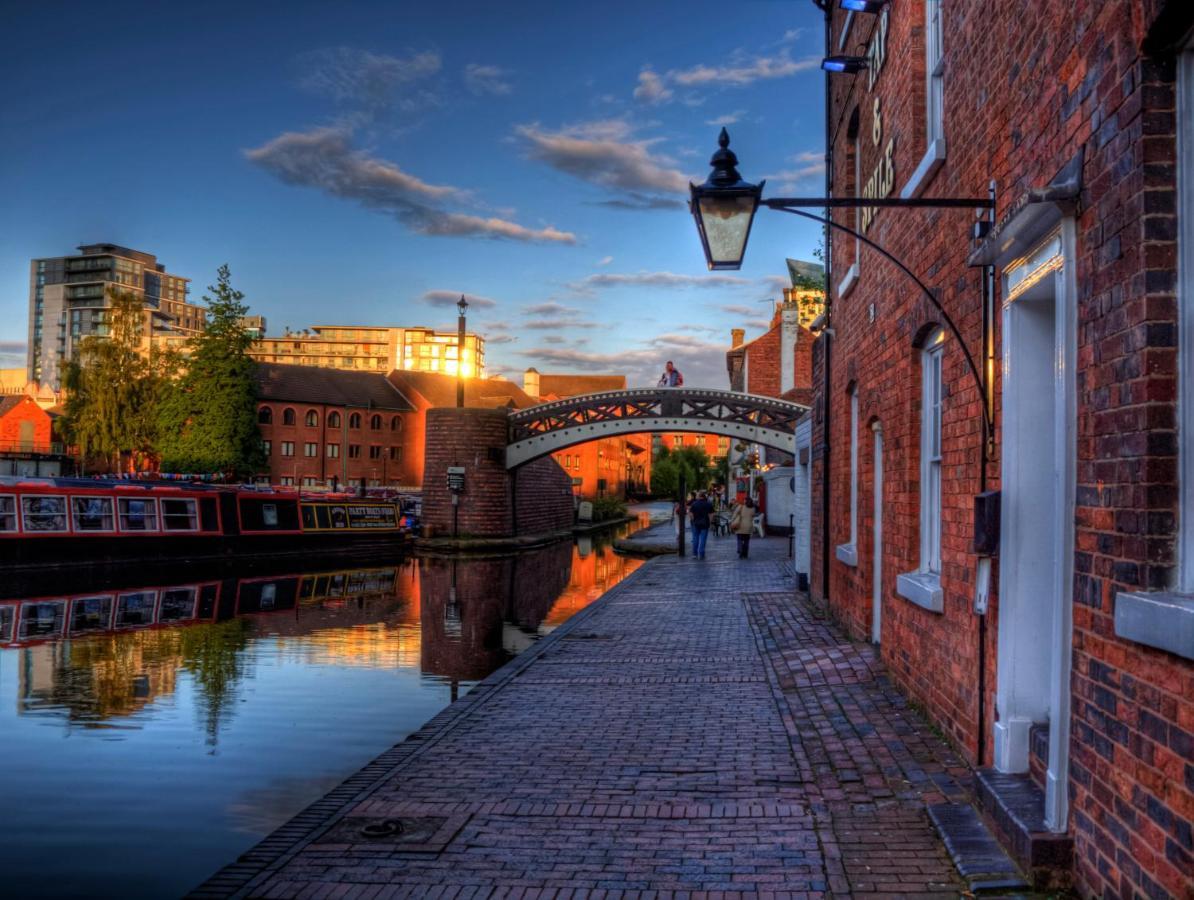 City Centre - Two Bedroom Apartment - Juliet Balcony - Secure Parking - Wifi - Smart Tv Birmingham Exterior foto